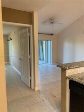 2620 S University Dr in Davie, FL - Foto de edificio - Building Photo