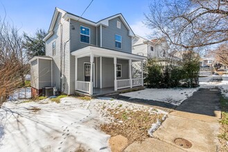 415 Wadsworth St in Lynchburg, VA - Foto de edificio - Building Photo