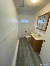 166 Main St in Deep River, CT - Building Photo - Building Photo