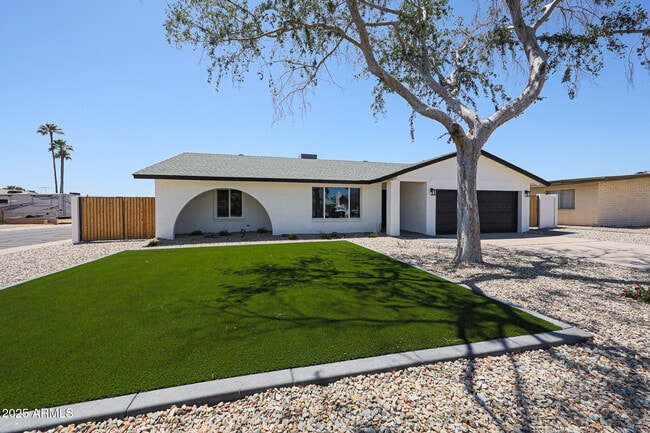 property at 11202 N 43rd Dr