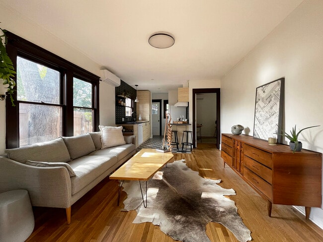 property at 204 N Avenue 55