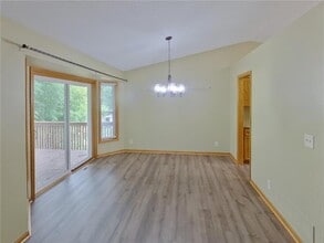 10381 163rd St W in Lakeville, MN - Building Photo - Building Photo