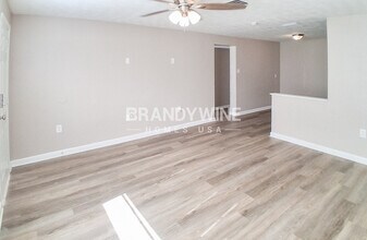 7307 Cypress Dr in New Port Richey, FL - Foto de edificio - Building Photo