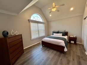 Fairfield Gables At South Setauket in South Setauket, NY - Building Photo - Building Photo