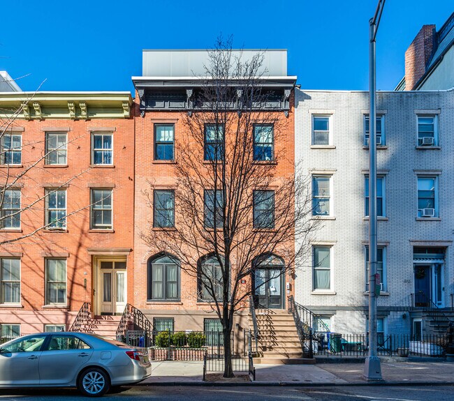 310 Hudson St in Hoboken, NJ - Building Photo - Building Photo