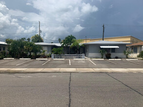 1019 SE 3rd St in Deerfield Beach, FL - Building Photo - Building Photo