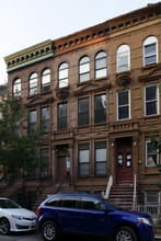 245 W 122nd St in New York, NY - Building Photo - Building Photo