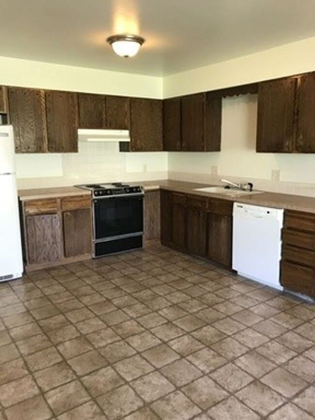 1607 Larch St in Fort Collins, CO - Building Photo - Building Photo