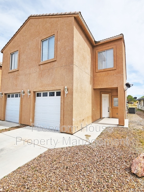 1421 Star Rd in Pahrump, NV - Building Photo - Building Photo