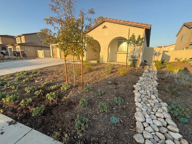 457 Wildrose Cir in San Jacinto, CA - Building Photo - Building Photo