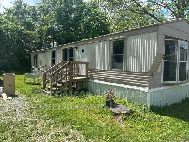 212 Eller Dr in Dixon Springs, TN - Building Photo - Building Photo