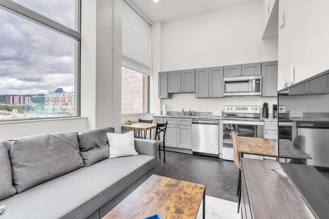 property at 800 Penn Ave