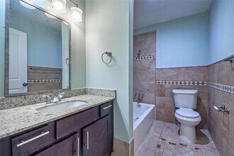 4102 Robert L Parish Sr. Ave in Dallas, TX - Building Photo - Building Photo