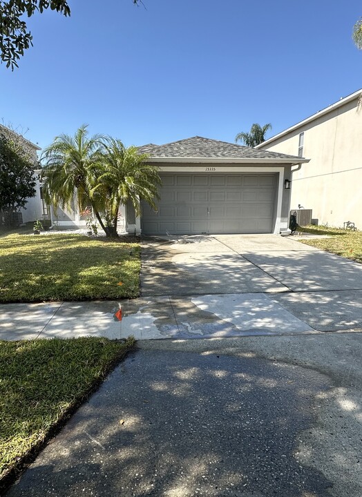 15335 Torpoint Rd in Winter Garden, FL - Building Photo