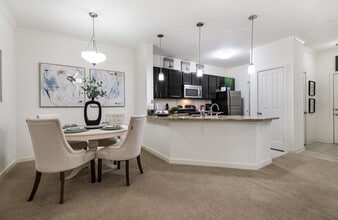 Brookstone Park Apartments in Covington, LA - Building Photo - Building Photo