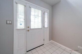 1432 Hampshire Ct in Roselle, IL - Building Photo - Building Photo