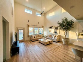 257 Geminiflora Bend in Leander, TX - Building Photo