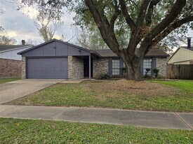 4371 Kevinkay Dr in Houston, TX - Building Photo