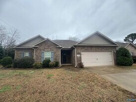 101 Somerset Park Dr in Huntsville, AL - Building Photo