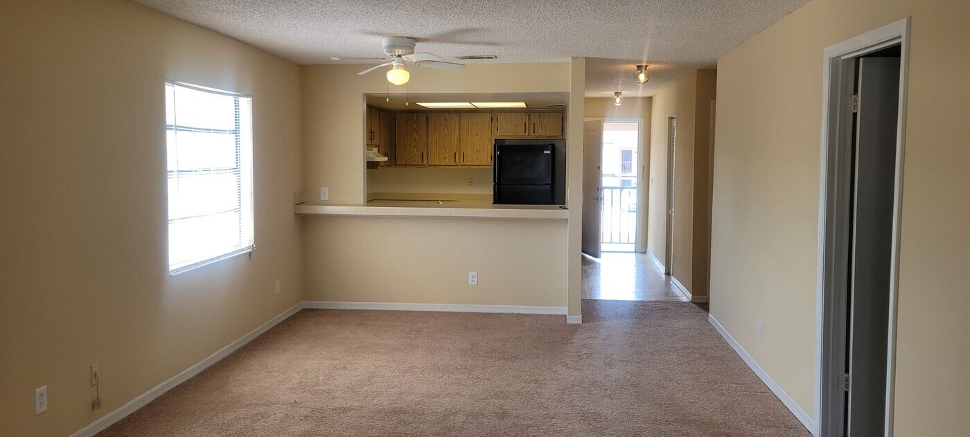 2882 Regency Dr in Melbourne, FL - Building Photo