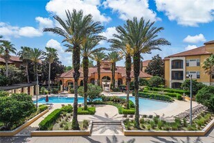 6157 Metrowest Blvd in Orlando, FL - Building Photo