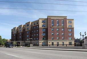 1301 University Apartamentos