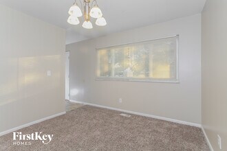 552 Waycross Rd in Cincinnati, OH - Building Photo - Building Photo