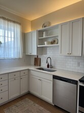 600 E Trinity Ln, Unit 206 in Nashville, TN - Foto de edificio - Building Photo