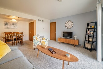 Beckwith Place Apartments in Grand Rapids, MI - Building Photo - Building Photo