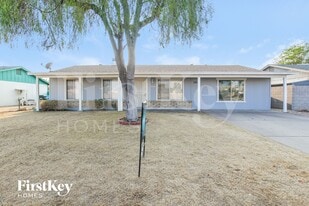 15202 N 38th St, Unit 1126 2nd St Payette in Phoenix, AZ - Building Photo