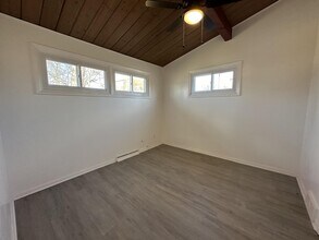 3032 N Rockton Ave in Rockford, IL - Building Photo - Building Photo