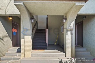 908 40th St in Oakland, CA - Building Photo - Building Photo