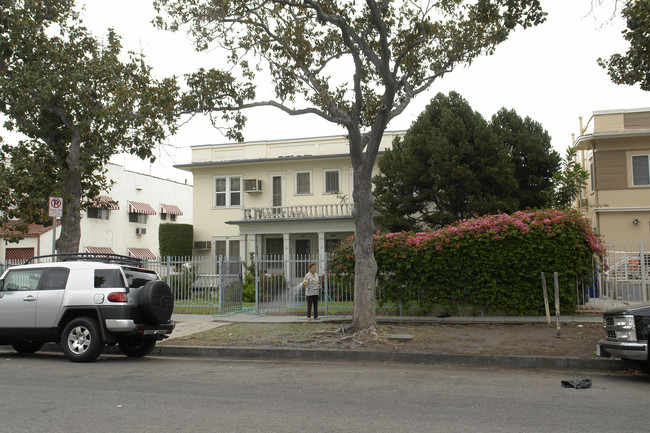 254 S Alexandria Ave in Los Angeles, CA - Building Photo - Building Photo