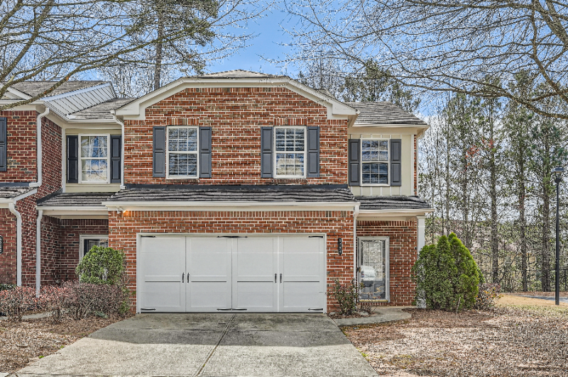 6294 Spring Knoll Ct in Tucker, GA - Foto de edificio