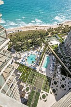 9703 Collins Ave in Bal Harbour, FL - Building Photo - Building Photo