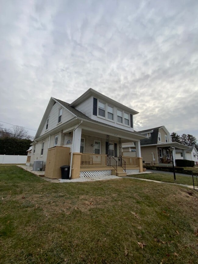 property at 4247 10th Ave