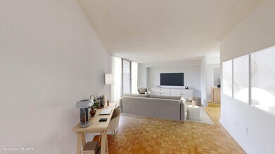 11 Catford Rd in Toronto, ON - Building Photo - Building Photo