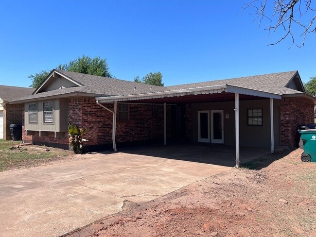 property at 5413 S Bodine Dr