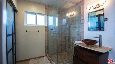 133 E 140th St in Los Angeles, CA - Building Photo - Building Photo