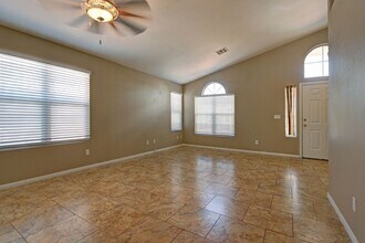 6917 Greenery Ct in Las Vegas, NV - Building Photo - Building Photo