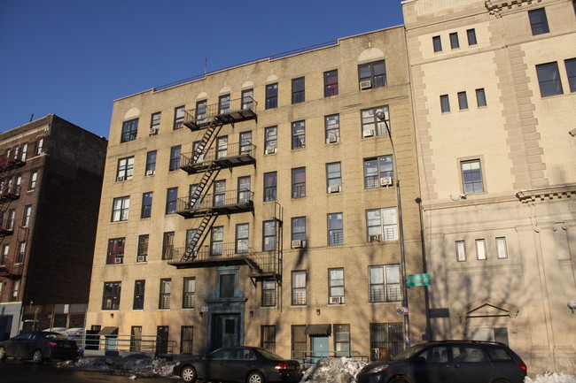 1821 Dr Martin L King Jr Blvd in Bronx, NY - Building Photo - Building Photo