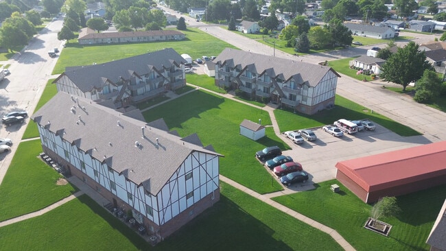 Allura Gardens Apartments in North Platte, NE - Foto de edificio - Building Photo