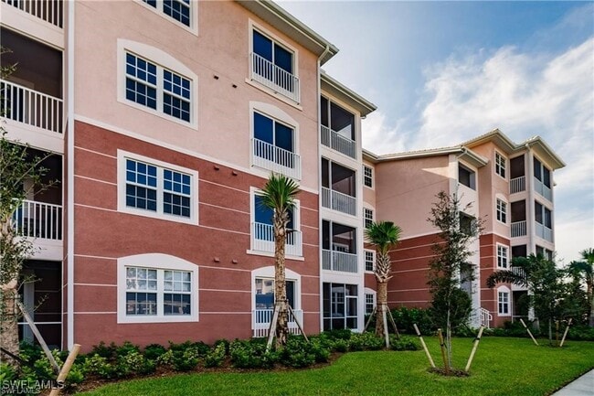 property at 15901 Pointe Cir