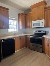 1130 Grapefruit Rd SE in Palm Bay, FL - Building Photo - Building Photo