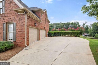 1005 Grace Ct in Suwanee, GA - Building Photo - Building Photo