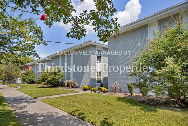 property at 2877 Post St