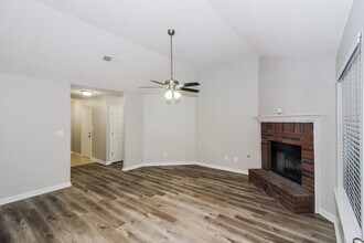 9301 Charly Hill Ln in Memphis, TN - Building Photo - Building Photo