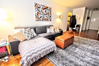 333 E 49th St-Unit -6 in New York, NY - Foto de edificio - Building Photo