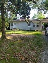 5215 Border Dr S in Mobile, AL - Building Photo