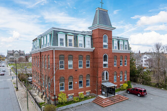 167 Acushnet Ave in New Bedford, MA - Foto de edificio - Building Photo